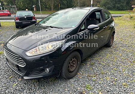 Ford Fiesta Titanium / KLIMAAUTO / 2. HAND