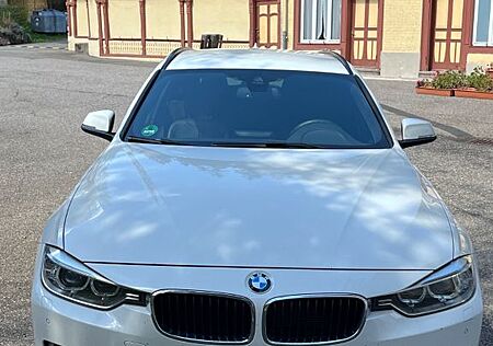 BMW 330d xDrive Touring H&K