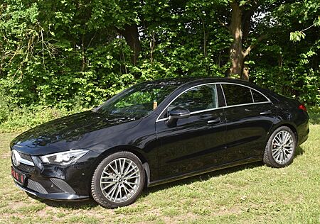 Mercedes-Benz CLA 220 4MATIC AUTOMATIK+190PS 2.HAND