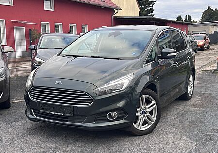 Ford S-Max gebraucht kaufen Ford S-Max Titanium AUTOMATIK + VOLLAUSSTATTUNG