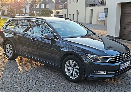 VW Passat Volkswagen 2.0 TDI SCR 140kW DSG Comfortl. Varia...