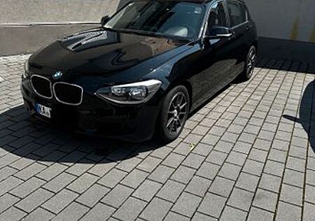 BMW 116i Sport Line Sport Line