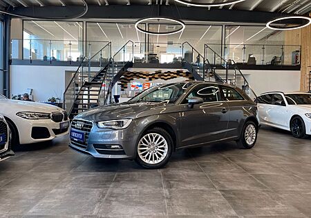 Audi A3 ambiente *BI-XENON*NAVI*TEMPOMAT*SZHZ*KLIMA*