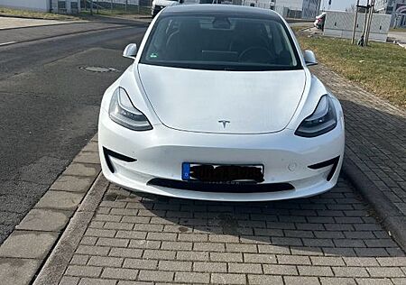 Tesla Model 3 Standard-Reichweite Plus - Hinterrad...
