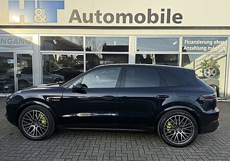 Porsche Cayenne E-Hybrid Pano/21"/BOSE/Luftf./AHK