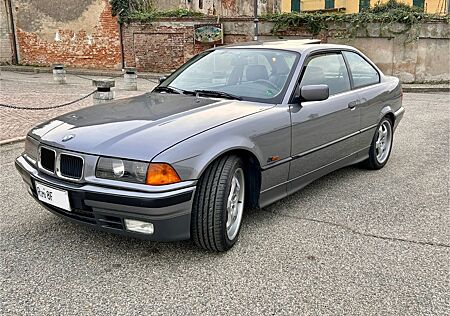 BMW 320 gebraucht kaufen BMW 320i Coupe 320iA