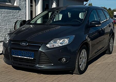 Ford Focus Trend *Klimaauto*Freisprech*Navi*