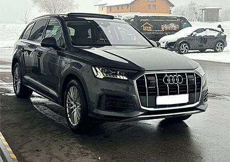 Audi Q7 55 TFSI e Quattro /Pano/Matrix