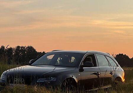 Audi A4 1.8 TFSI quattro S line (Luftfahrwerk)