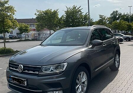 VW Tiguan Volkswagen 2.0 TDI SCR DSG 4MOTION Highline Highline