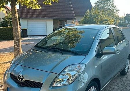 Toyota Yaris 1,33-l-Dual-VVT-i Facelift.