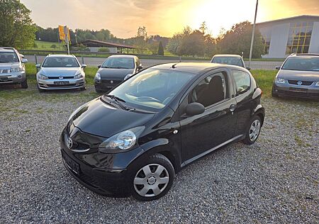 Toyota Aygo (X) Aygo AYGO Basis 1.0 TÜV NEU