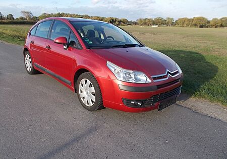 Citroën C4 gebraucht kaufen Citroën C4 1.4i 16V Advance grüne Plakette