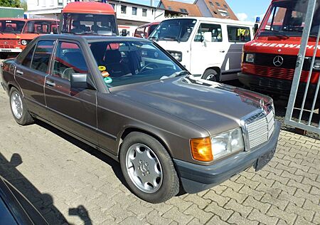 Mercedes-Benz 190 E 2.0 aus Rentnerbesitz