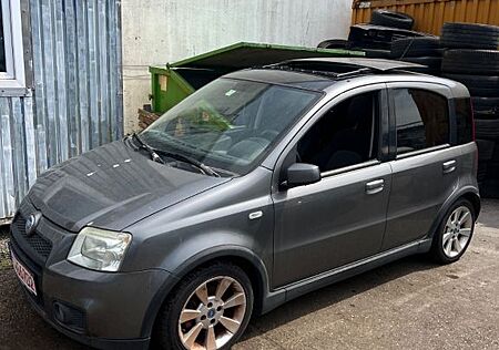 Fiat Panda 1.4 16V100HP /Klimaautomatik Panoramadach