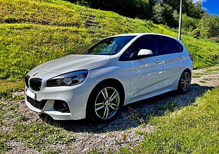 BMW 2er 220 Active Tourer 220i M Sport M Sport