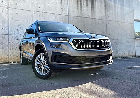 Skoda Kodiaq Style PANO AHK ACC AMB ALCANTARA