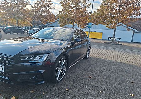 Audi A4 3.0 TDI tiptronic quattro sport Avant sport