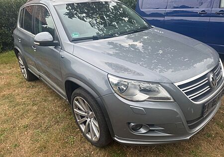 VW Tiguan Volkswagen 2.0 TDI Automatik 4MOTION R Line