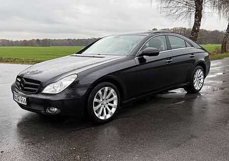 Mercedes-Benz CLS 320 CDI -MOPF Xenon Schiebedach Service Neu