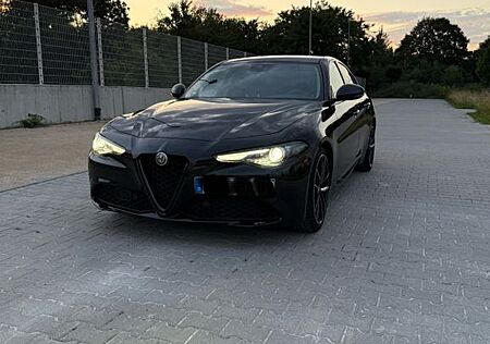 Alfa Romeo Giulia 2.2 Diesel 16V 132 kW PANO, LEDER
