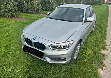 BMW 118i -