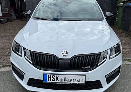 Skoda Octavia 2.0 TSI DSG RS Combi RS