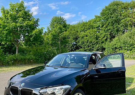 BMW 114i -