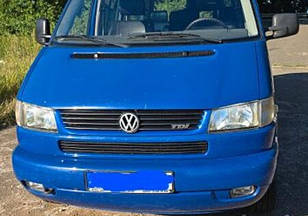 VW T4 Caravelle Volkswagen 2,5-l-Diesel TDI 75kW lang Standard