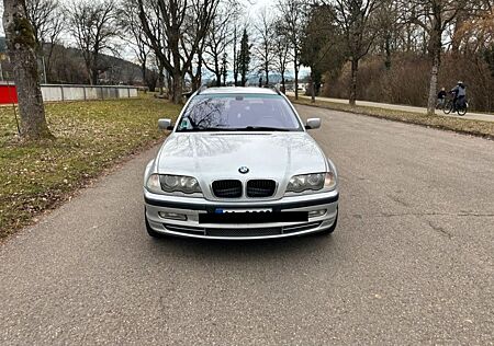 BMW 330xi touring -
