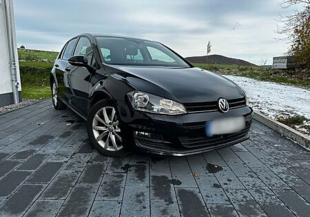 VW Golf Volkswagen 1.2 VII TSI BMT Comfortline Comfortline