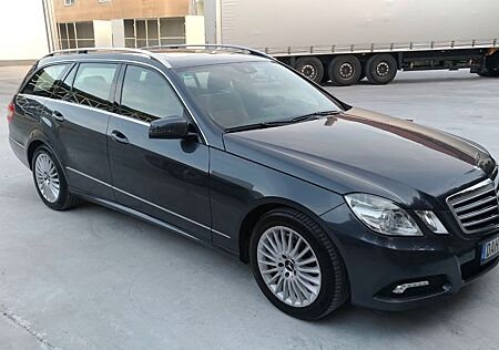 Mercedes-Benz E 500 T AVANTGARDE AVANTGARDE