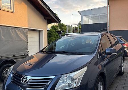 Toyota Avensis Combi Edition 1.8 Valvematic Edition