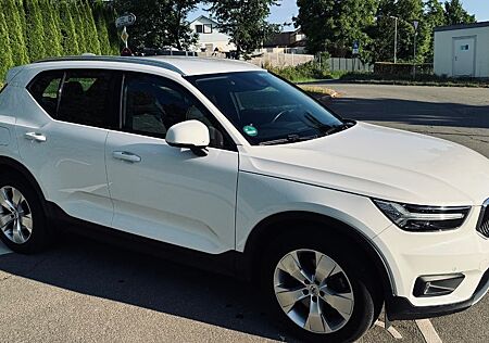 Volvo XC 40 XC40 D4 AWD Momentum Pro Geartronic Momentum Pro