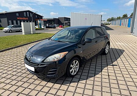 Mazda 3 Lim. Center-Line