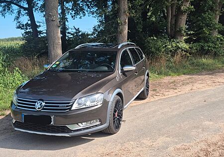 VW Passat Alltrack Volkswagen 2.0 TDI Alltrack BlueMotion ...