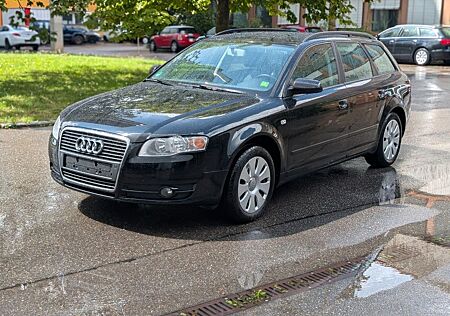Audi A4 Avant 2.0/1.Hand/Vollleder/Klimaauto/PDC