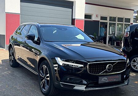 Volvo V90 Cross Country Pro AWD *LED*LEDER*TOP ZUSTAND