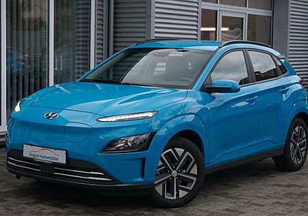 Hyundai Kona Select ACC LKA Carplay Kamer SHZ+LenkHz PDC