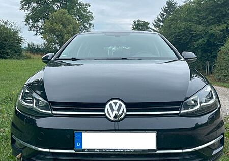 VW Golf Volkswagen 2.0 TDI DSG Variant Highline, AHK, Standhzg