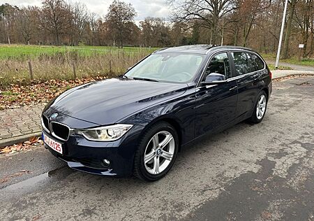 BMW 330d Touring *LEDER-PANO-HEADUP-KEYLESS*