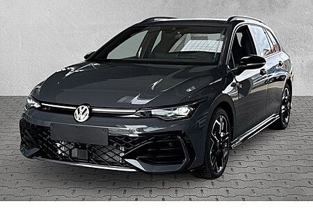 VW Golf Volkswagen VIII Variant 2.0 TDI DSG R-Line HeadUp+LED+