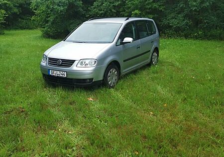 VW Touran Volkswagen 1.6 FSI Trendline Trendline