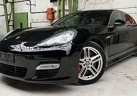 Porsche Panamera Turbo 4/S SPORT CHRONO PDK 44 TKM BOSE