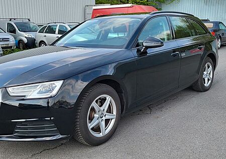 Audi A4 Avant quattro
