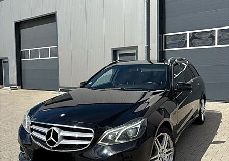 Mercedes-Benz E 500 4MATIC T AVANTGARDE AMG 18 PANO 360 GRAD