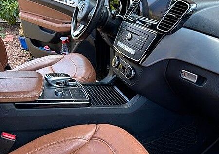 Mercedes-Benz GLE 350 d 4MATIC -