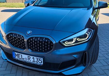 BMW M135i xDrive A -