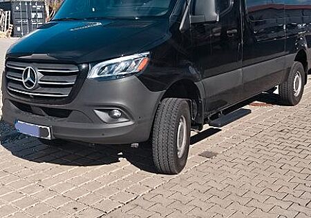 Mercedes-Benz Sprinter 319CDi 4x4 Allrad Transporter L2H2 mit