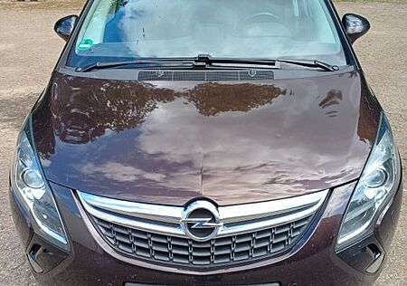 Opel Zafira Tourer 2.0 CDTI 121kW Automat...